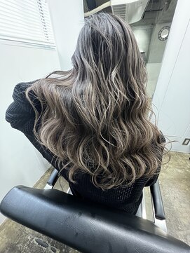 リス(LyS) 最強バレイヤージュ☆［国分寺駅・国分寺美容室・国分寺]