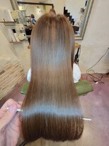 リリアン(Ririan)&nbsp;【橋本】うる髪フルカラー+自社製品髪質改善トリートメント