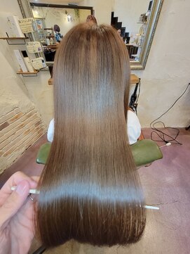 リリアン(Ririan) 【橋本】うる髪フルカラー+自社製品髪質改善トリートメント