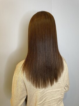 ブロッサム 東久留米店(Blossom) 20代30代40代髪質改善トリートメント艶感ストレート透明感