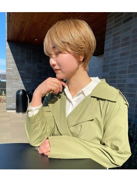 イーエス(E.S) 20代30代40代甘すぎない大人ショート