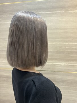 ラビス クローバー(Lovis clover) シルバーグレー/アッシュカラー/くすみカラー