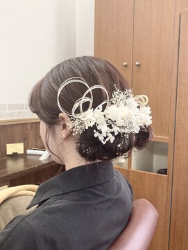 トップヘアー 中庄店(TOP HAIR fuapua) 卒業式ヘアセット『Nao』