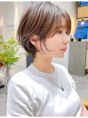 フェミニンショート/丸み/顔まわり/大人可愛い/ナチュラルカラー
