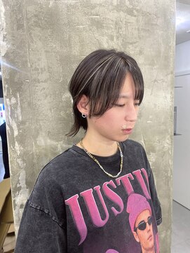 キング 梅田(K!ng) 縮毛矯正髪質改善ハイライトレイヤーカット梅田美容室エクステ