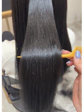 シアン 大須店(CYAN.) 強い癖も縮毛矯正でサラ艶に