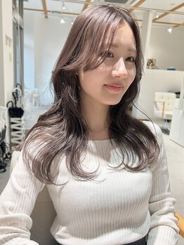 ウナ 並木坂(Una)の写真/表参道で極めたカットの技術を熊本に。技術力の高いStylistが創る似合わせカットで大人上品に♪