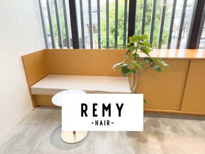 レミー(REMY)の写真