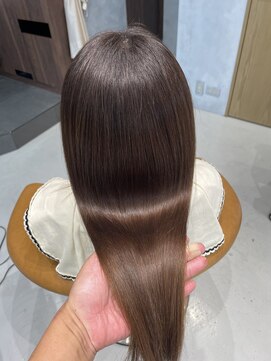 フォルテ 掛川店 縮毛矯正+カット+カラー+髪質改善トリートメント /静岡