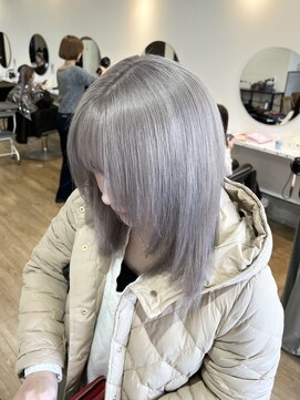 ラック 津田沼(LUCK) シルバー/グレージュ/ミルクティーベージュ/ケアブリーチ/津田沼