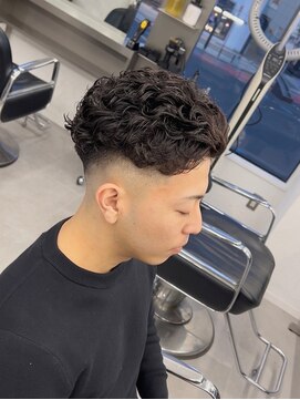 グルーマーズトウキョウ(GROOMER/S TOKYO) 神保町 ラルフカール メンズ ハードパーマ スペインカール