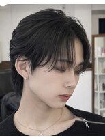 ポーチバイハニー オモテサンドウ(PORCH by HONEY omotesando)&nbsp;ニュアンスセンターパート刈り上げセンターパートフェザーパーマ