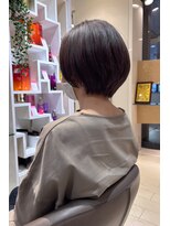 クラメール 黒崎コムシティ店(Kraemer)&nbsp;ミニマルボブ×オトナ女性の「白髪＆質感低下」をリデザイン