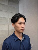ワンワンオー バーバーショップ コンチネンタル(@110 BARBER SHOP continental) センターパート