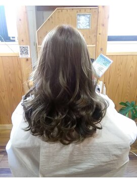 アルファ アルファ(ALPHA ALPHA) ハイクリアアッシュヘア