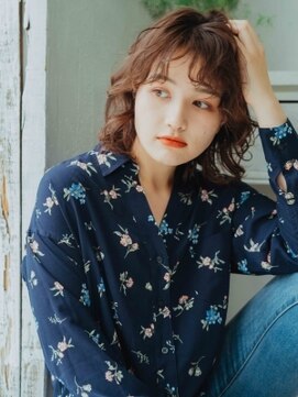 アデリタ(Adelita) ミディアムパーマ