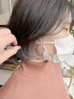 イヤリングカラーホワイト/インナーカラー/ブリーチ2回