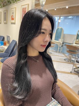 ロンド ストラーダ 心斎橋(Lond strada) 【西村 紗耶】大人可愛いこなれミディ