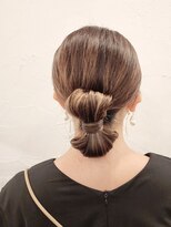 エフェ(effet)&nbsp;個性派おしゃれ縦リボンアップ