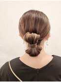 個性派おしゃれ縦リボンアップ
