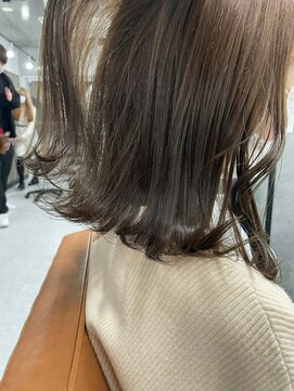 カルテット(Quartetto) 切りっぱなし/ハイライト/ケアブリーチ/白髪染め[八王子駅]