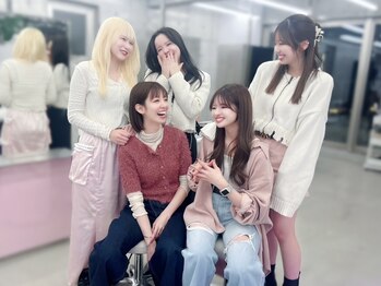 エヌアイ オモテサンドウ(ni omotesando)の写真/韓国トレンドに敏感な20代美容師のみ在籍◇王道+α：同世代目線で常に「今1番カワイイ」を作ります＊