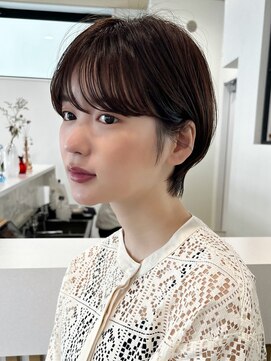 アンバー 池袋(amber) 首が長く見える人気の丸みショート