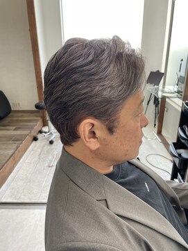 ハーツ(Heart's) 白髪ぼかし/イメチェンヘアスタイル/前髪カタログ/メンズ