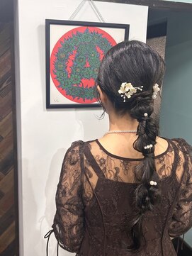 チキータ(chiquita) ヘアアレンジ