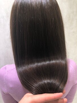 スタートウキョウ 渋谷(STAR TOKYO) 30代40代髪質改善ココアブラウン艶感酸性ストレート透明感