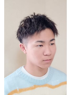 オドックスハナイ(oddx hanai) ツイストパーマ×メッシュカラー