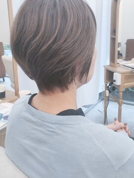 シェリー(Cherie) ピスタチオベージュ ツヤ感 透明感