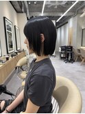 イメチェン　ボブ　外ハネボブ　美髪　ホワイトブロンド　韓国