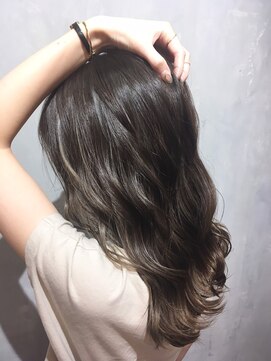 アソビ(Asobi) 【外国人風】グレージュハイライト