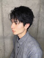 ゼンコー アオヤマ(ZENKO Aoyama)&nbsp;横顔が素敵に決まるフェザーカールツイストパーマ［表参道/青山]