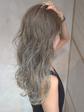 オーブ ヘアー アムール 学芸大学店(AUBE HAIR amour) 夏にぴったり♪透明感あるグレージュ