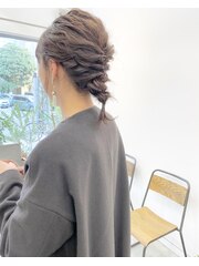 パーティーアレンジ ヘアアレンジ こなれ感 おしゃれヘア