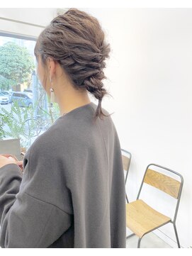 エマ 中山店(EMMA) パーティーアレンジ ヘアアレンジ こなれ感 おしゃれヘア