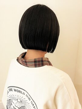 ネオリーブ クタ 町田店(Neolive kuta) 【Ｎｅｏｌｉｖｅｋｕｔａ町田店】切りっぱなしボブ