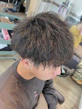 ヘアーリゾートガーデンバイトロント 船橋法典店(Hair Resort Garden by Toronto) ツイストスパイラルパーマ【船橋、西船橋、市川大野、新船橋】