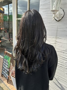 ヘアーエポック(hair epoque) 20代30代40代大人かわいいロングレイヤー★ブルーインナー