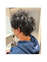 アトリア 横浜(Atria) パーマなし!縮毛を生かしたパーマ風カット