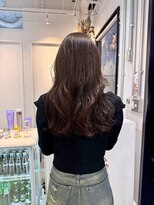 ロカ 表参道(loka)&nbsp;ブラウン/レイヤーロング[表参道/ブリーチ/ハイライト]Mai