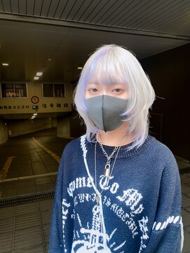 ジルバイジゼル(JILL by GiseL) 中世ウルフ/メンズウルフ/ハイトーン/ダブルカラー/ホワイト