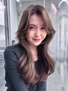 フィヴェント(Fivent) カーテンバングな前髪が人気！くびれレイヤーでプチイメチェン♪