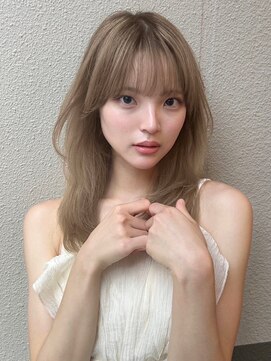 ユーフォリア 新宿通り(Euphoria) くびれ レイヤー 韓国 オルチャン 艶髪 フェイスレイヤー