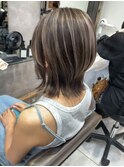 外国人風ウルフボブ外ハネハイライト アッシュベージュ t1121