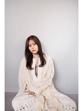 アム(amu) 韓国ヘア/レイヤーカット/シースルー前髪/くびれヘア