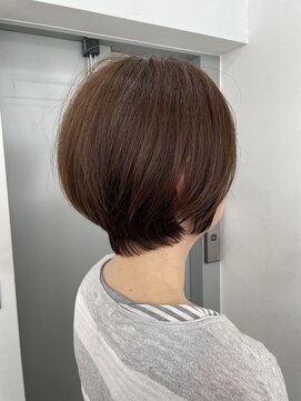 ハーツ(Heart's) 白髪ぼかし/イメチェンヘアスタイル/前髪カタログ/ショートボブ