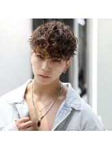 ファミリア 新宿(familiar) スペインカール　ブラウンカラー